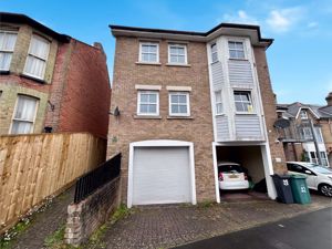 Photo 12- click for photo gallery